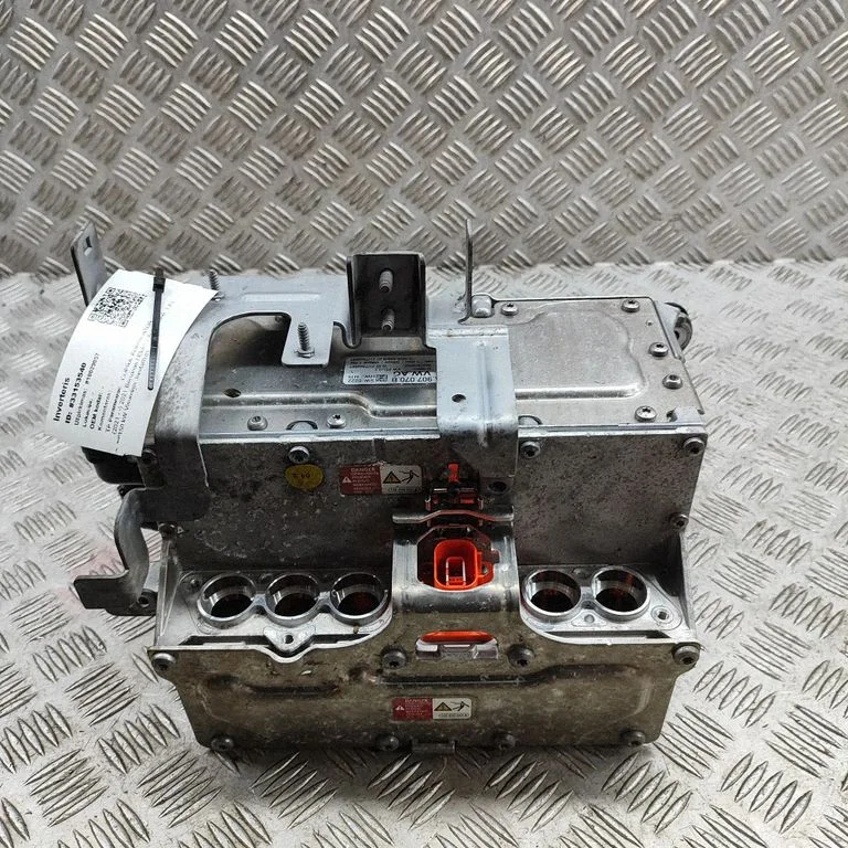 Invertors (sprieguma pārveidotājs) 043750801Z