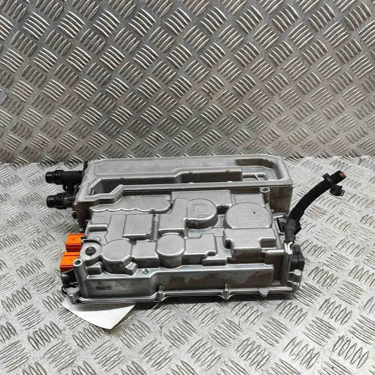 Voltage converter inverter 1EA915692L
