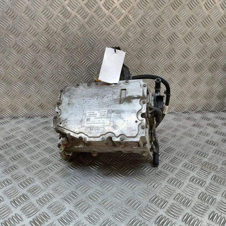 Invertors (sprieguma pārveidotājs) 971907455A