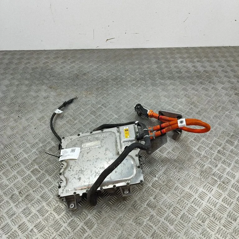 Invertors (sprieguma pārveidotājs) FM2910400043C – Fisker Ocean (2022-2024)