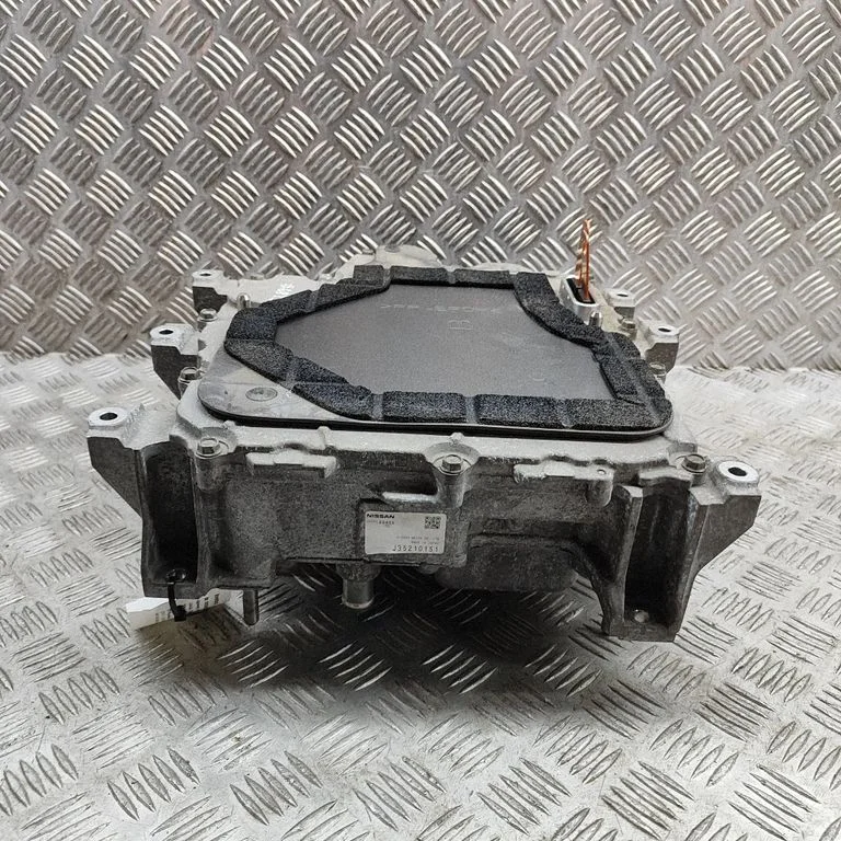 Przetwornica napięcia (inwerter) – Nissan Leaf II (ZE1) (2017-2025)