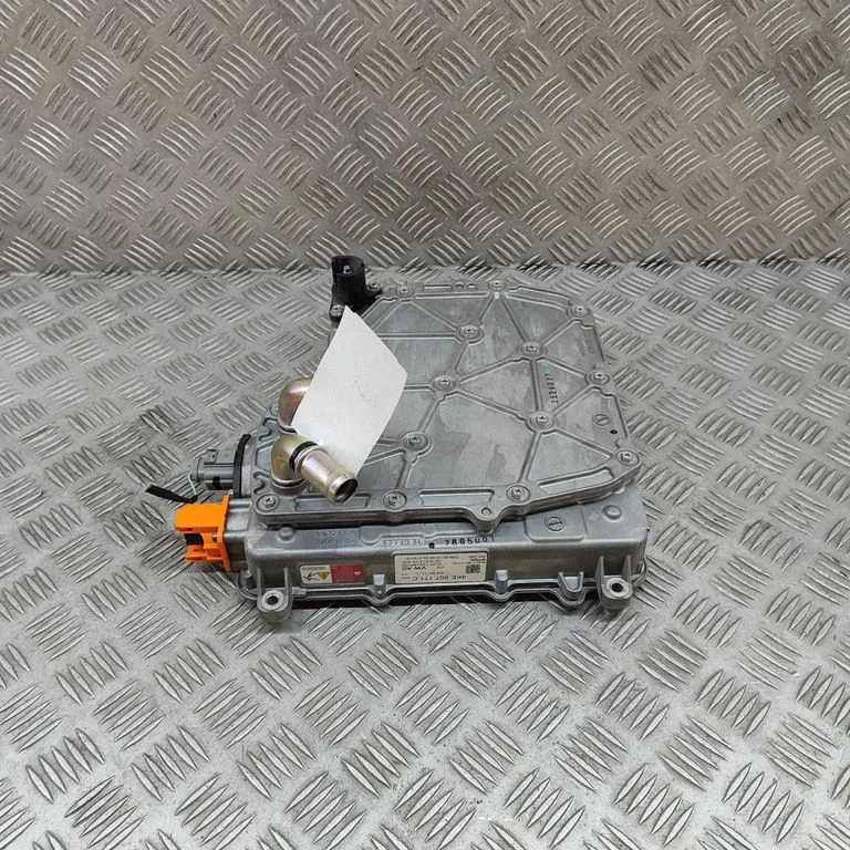 Voltage converter inverter 4KE907393