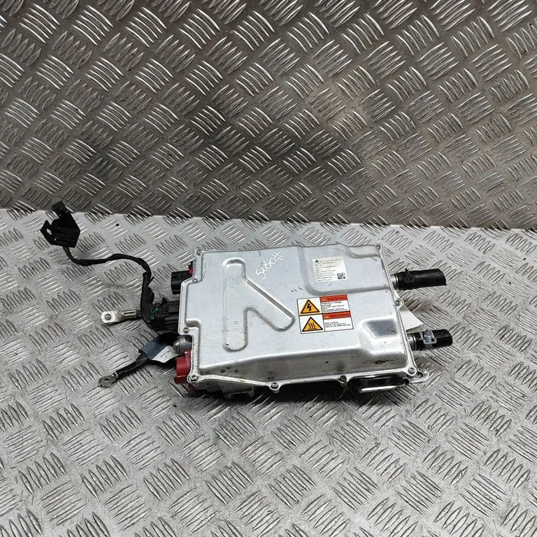 Voltage converter inverter 106098500E