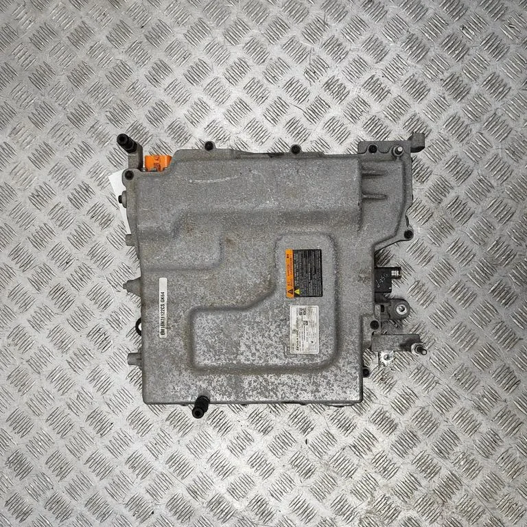 Invertors (sprieguma pārveidotājs) 364000E178
