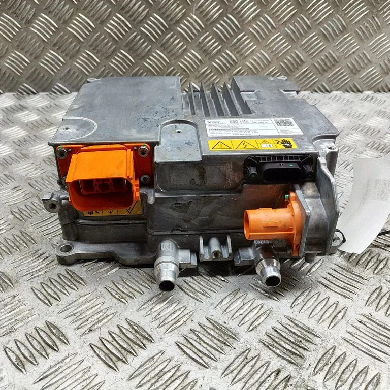 Invertors (sprieguma pārveidotājs) A0009015211