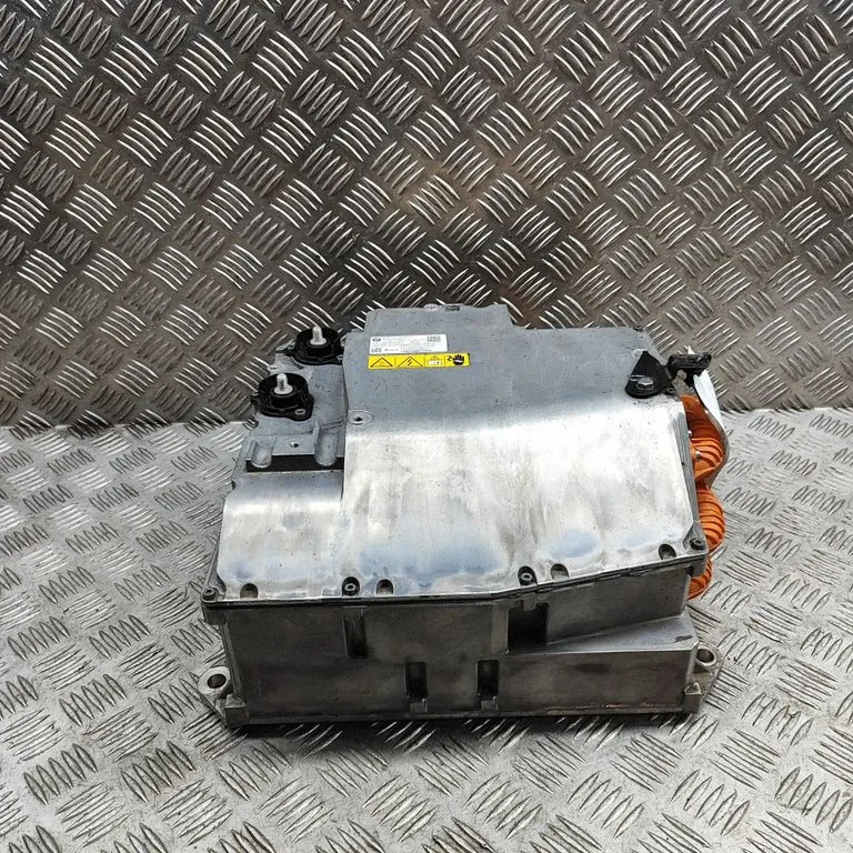 Inverter (pingemuundur) – BMW iX1 (2022-)