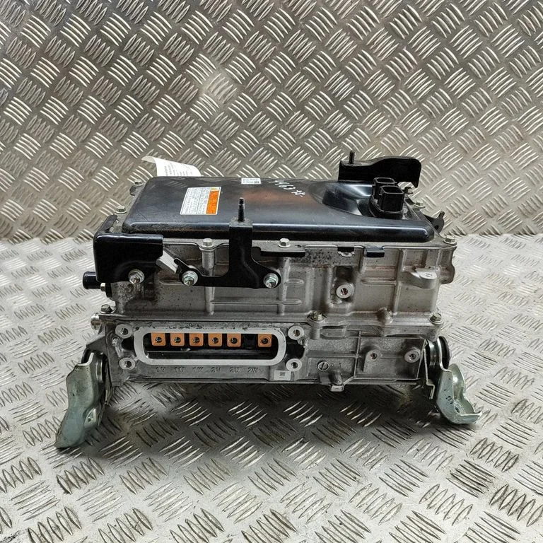 Invertors (sprieguma pārveidotājs) G920076060