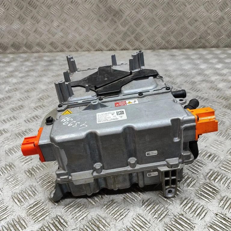 Voltage converter inverter 9J1959663BG