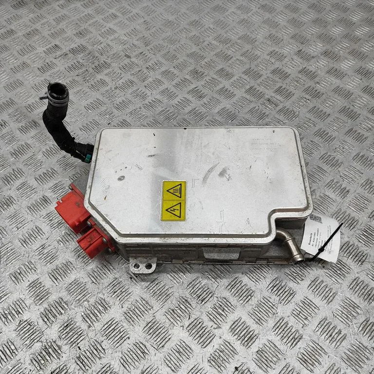 Voltage converter inverter 32299861