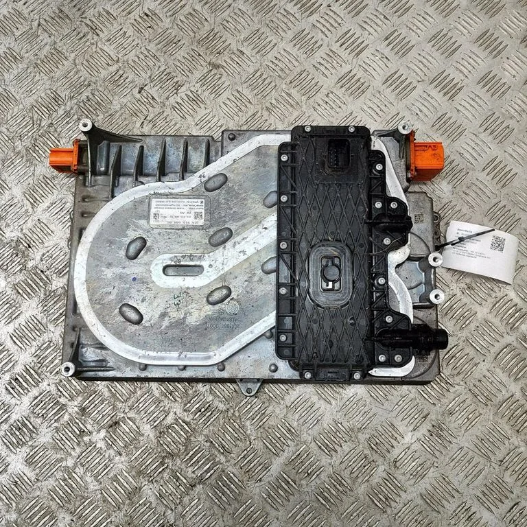Invertors (sprieguma pārveidotājs) 1EA915684BG