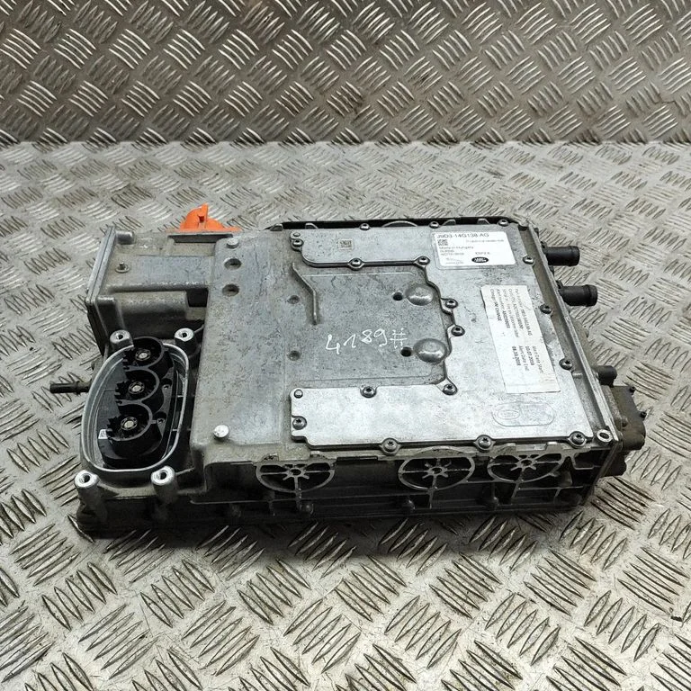 Voltage converter inverter A2C7701180100