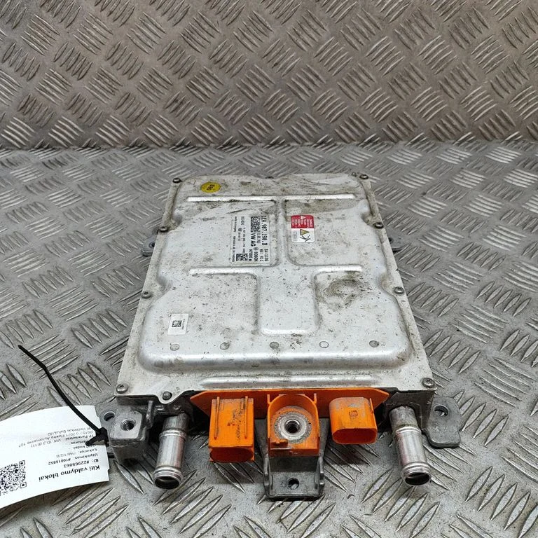 Invertors (sprieguma pārveidotājs) 043750800S