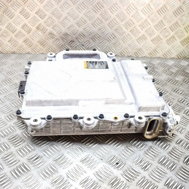 Invertors (sprieguma pārveidotājs) 366010E275