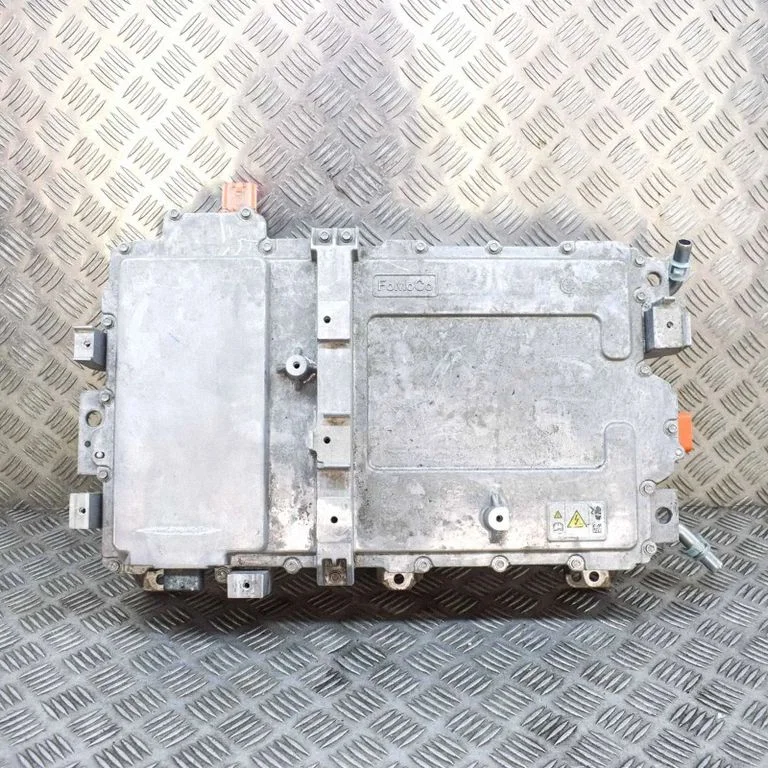Voltage converter inverter – Ford Mustang Mach-E (2020-)