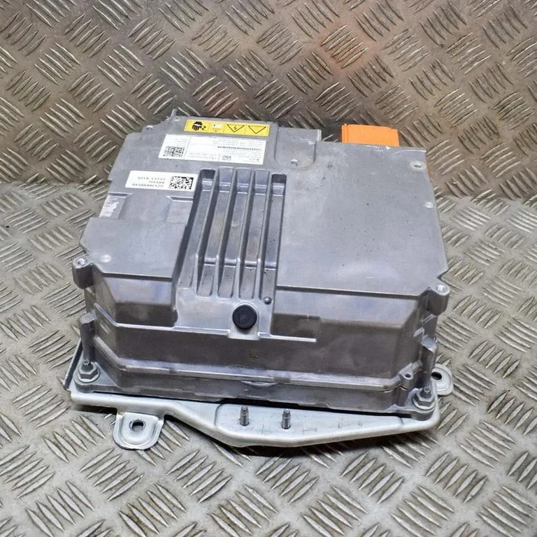 Invertors (sprieguma pārveidotājs) A0009015211