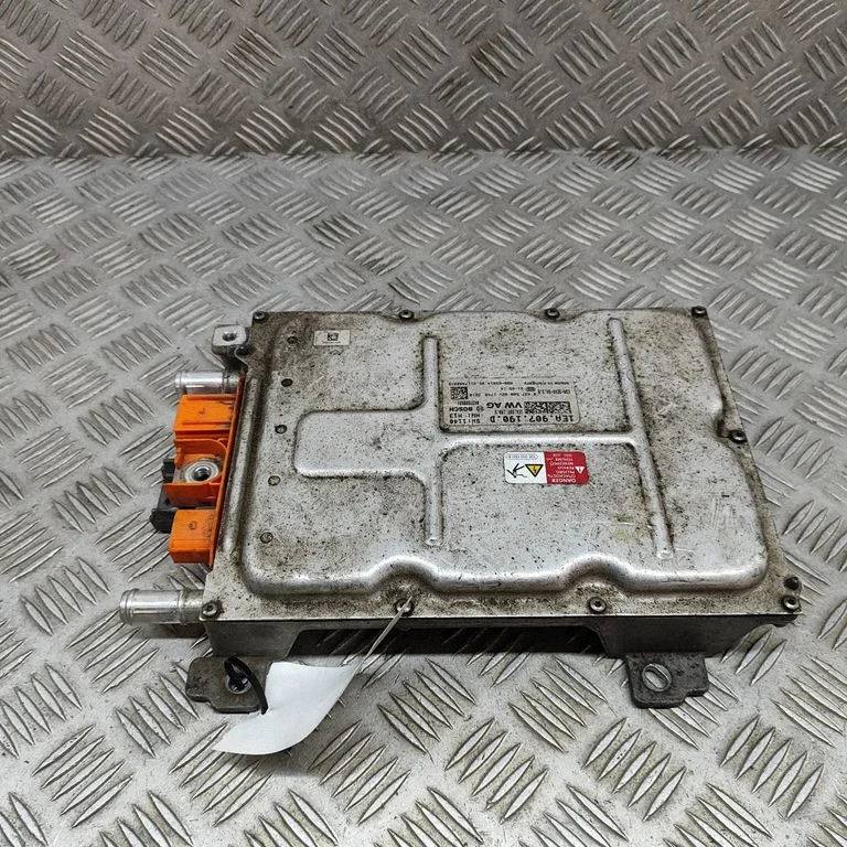 Invertors (sprieguma pārveidotājs) – Volkswagen ID.3 (2019-)