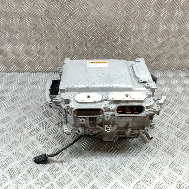 Invertors (sprieguma pārveidotājs) 2321001233