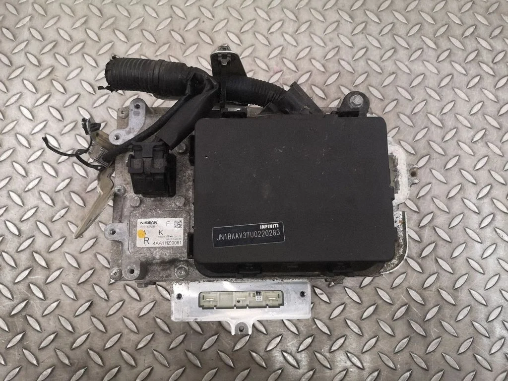 Invertors (sprieguma pārveidotājs) 4AA1HZ0061