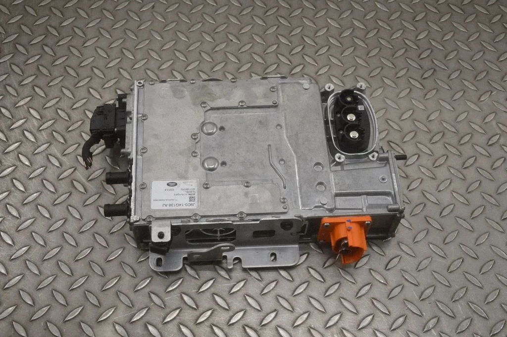 Voltage converter inverter J9D314G138AJ
