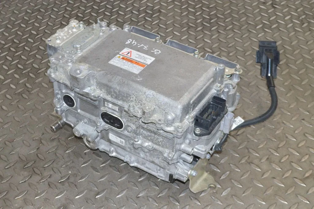 Inverter (pingemuundur) – Lexus NX (2014-2021)