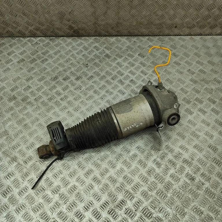 Shock absorber/damper/air suspension – Audi Q7 4L (2005-2015)