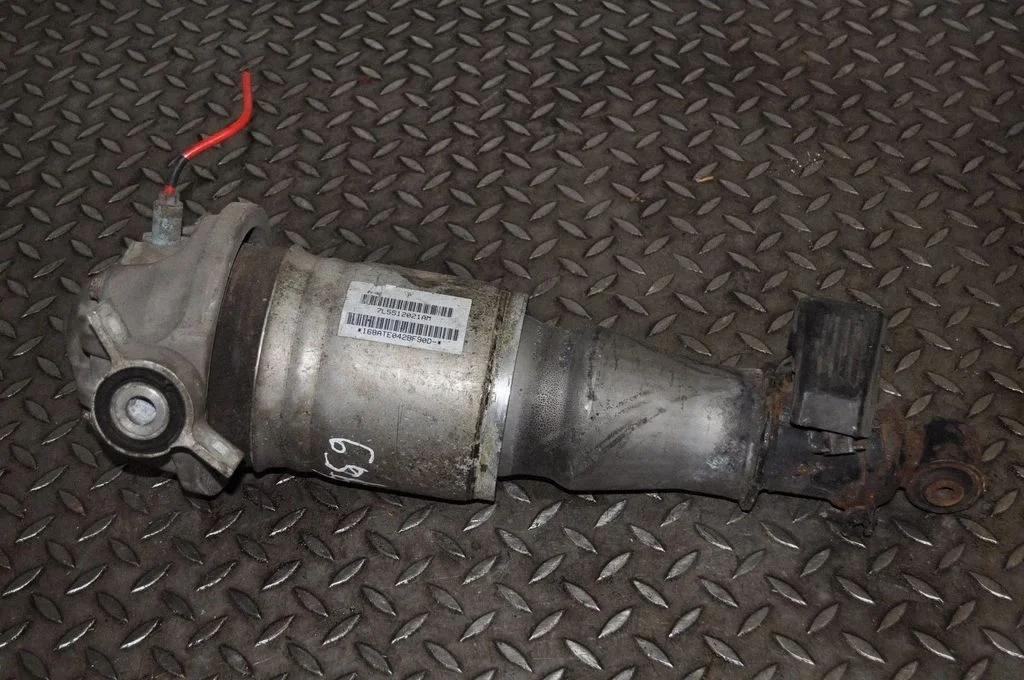 Shock absorber/damper/air suspension 7L5512021AM