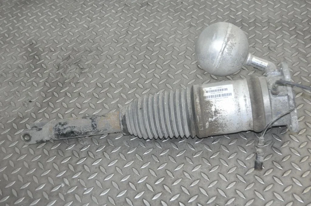 Shock absorber/damper/air suspension 3D0616001K