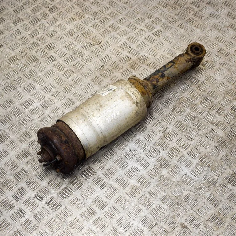 Eesmine amortisaator (õhk- / hüdrovedrustus) – Land Rover Discovery 3 - LR3 (2005-2009)