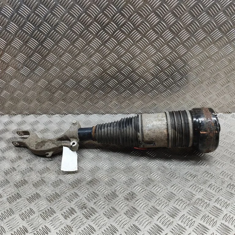 Air suspension front shock absorber 4M0413037