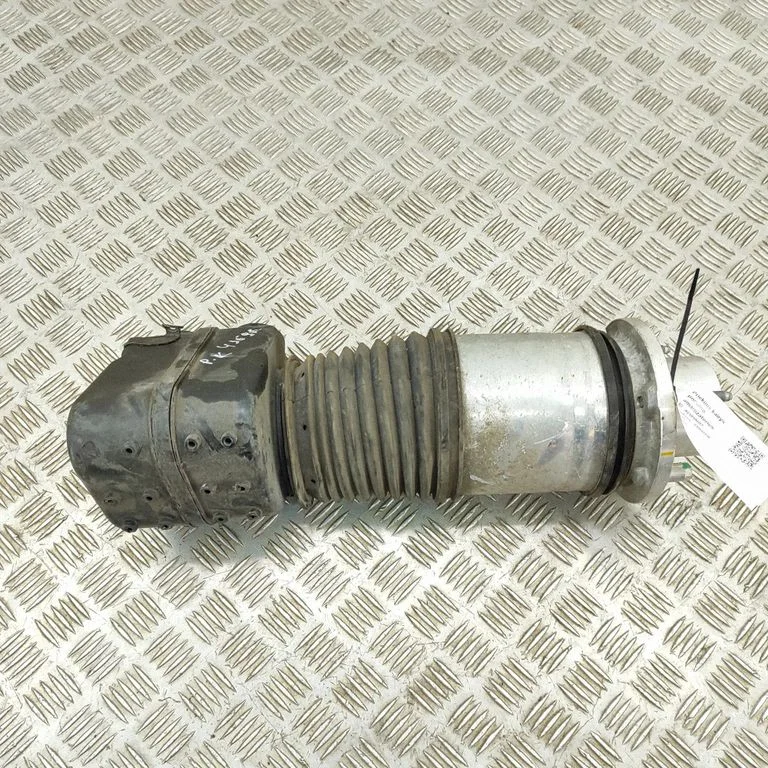 Amortyzator przedni (zawieszenie pneumatyczne / hydrauliczne) 9J0616037A