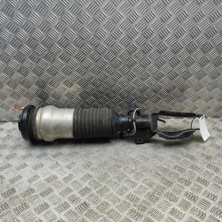 Air suspension front shock absorber 95C616037AE