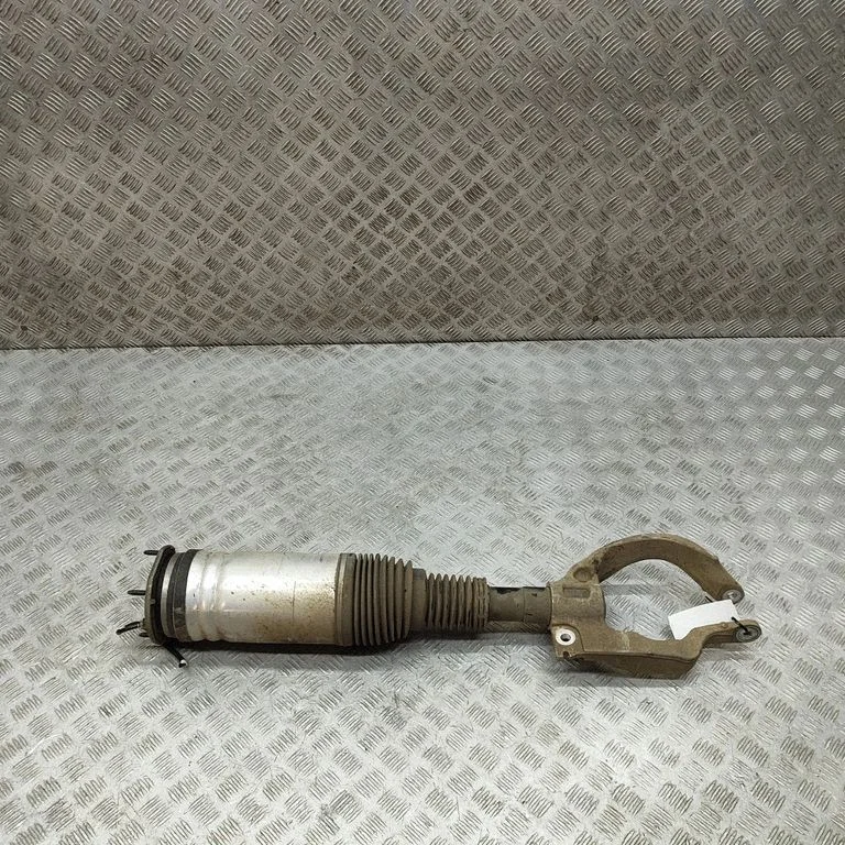Air suspension front shock absorber MY423C285AB