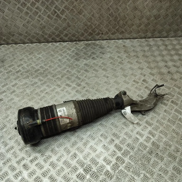 Air suspension front shock absorber 4M0616039BF