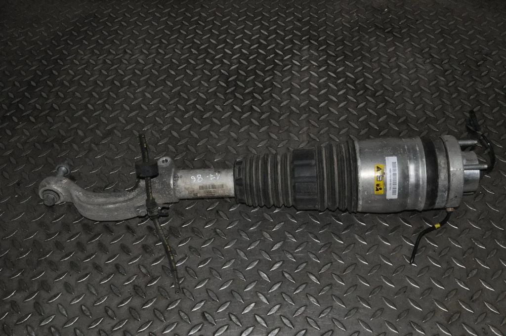 Air suspension front shock absorber – Maserati Levante (2017-)