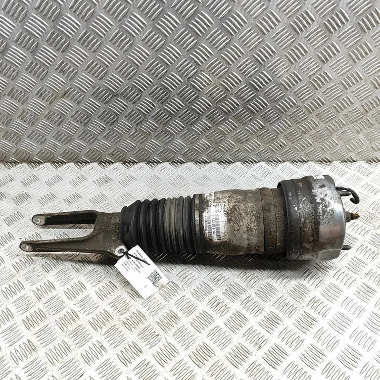 Air suspension front shock absorber 97034305110