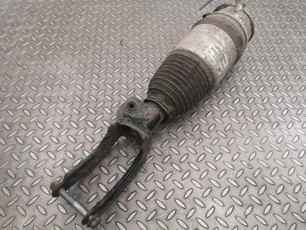 Air suspension front shock absorber 7P5616039AH