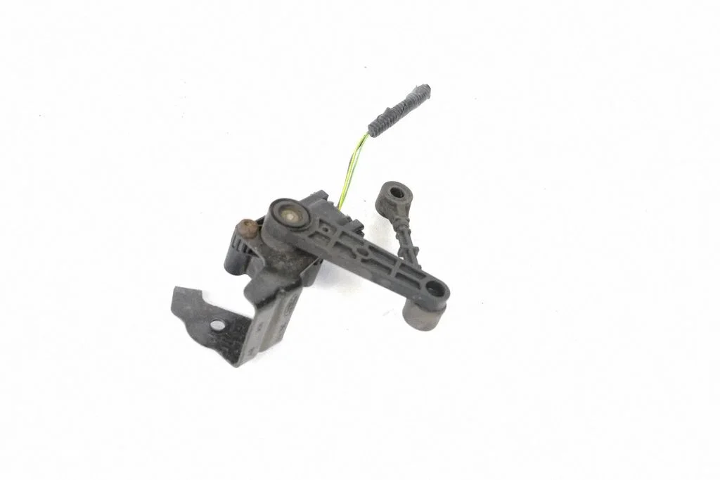 Air suspension front height level sensor – Land Rover Range Rover Sport L494 (2013-)