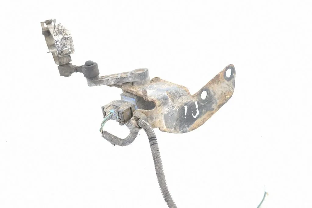 Air suspension front height level sensor 8W833C280AD