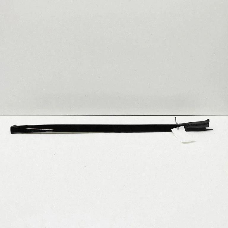 Windshield trim – BMW X5M G05 F95 (2019-)