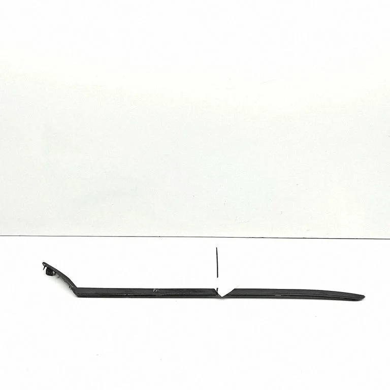 Windshield trim