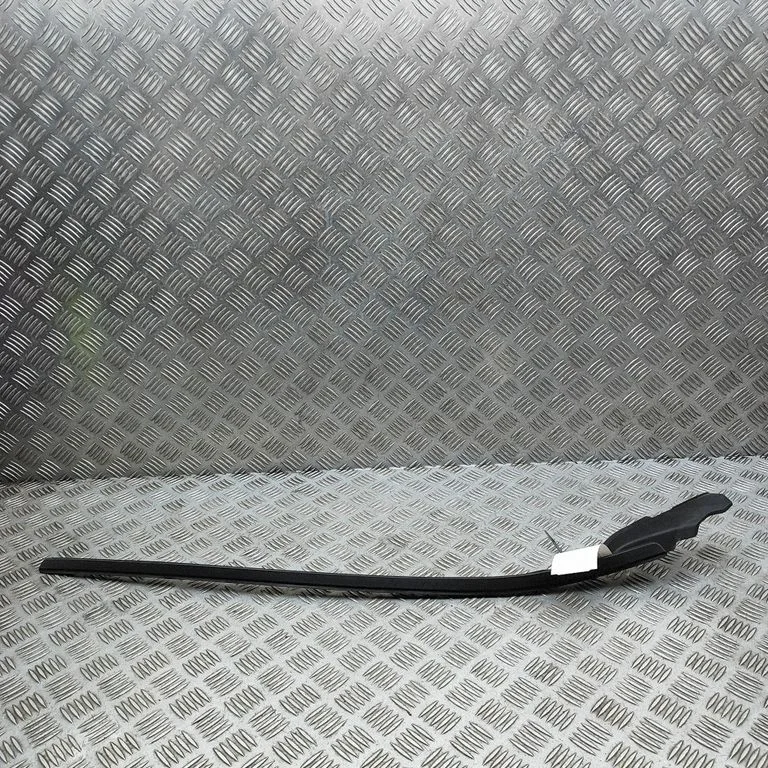 Windshield trim 31378573