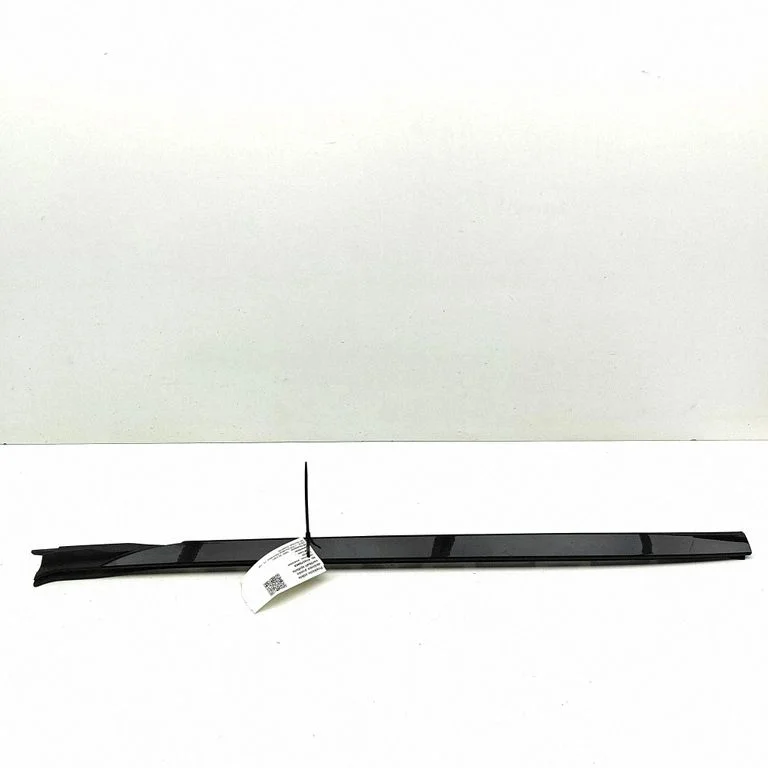 Windshield trim – BMW X5M G05 F95 (2019-)