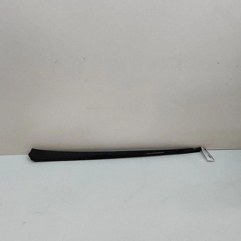 Windshield trim – Mercedes-Benz EQS V297 (2021-)