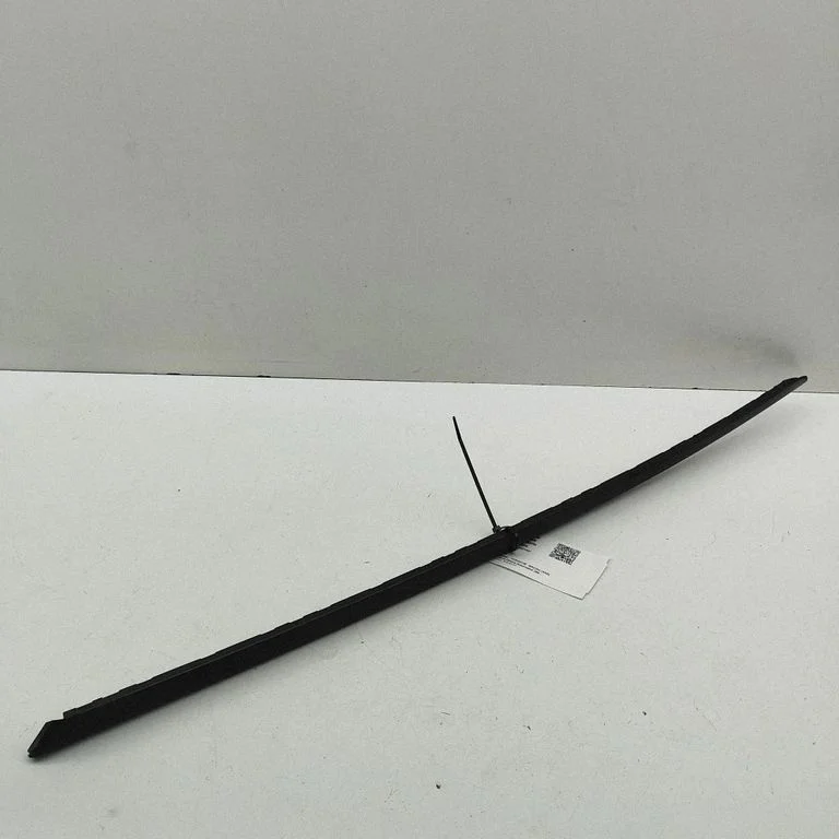 Esiklaasi liist 95C854328
