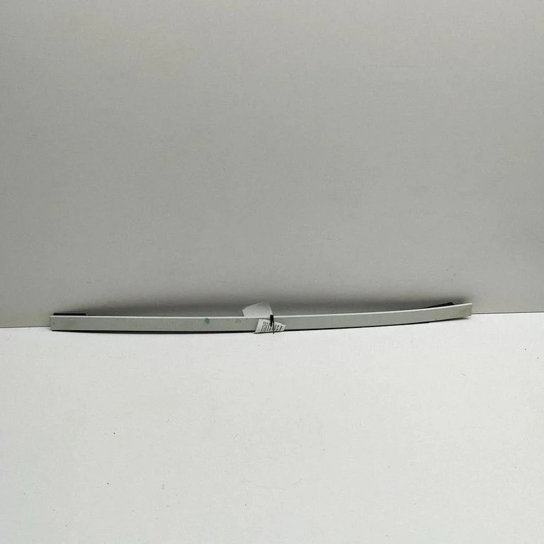 Windshield trim – BMW 5 Series F10 F11 (2009-2016)