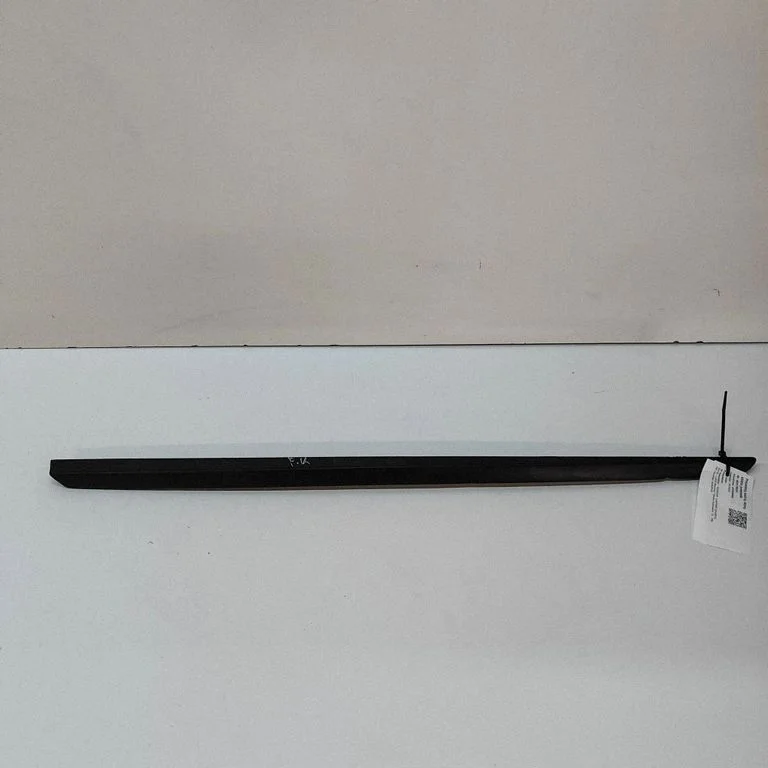 Esiklaasi liist 9Y0854327