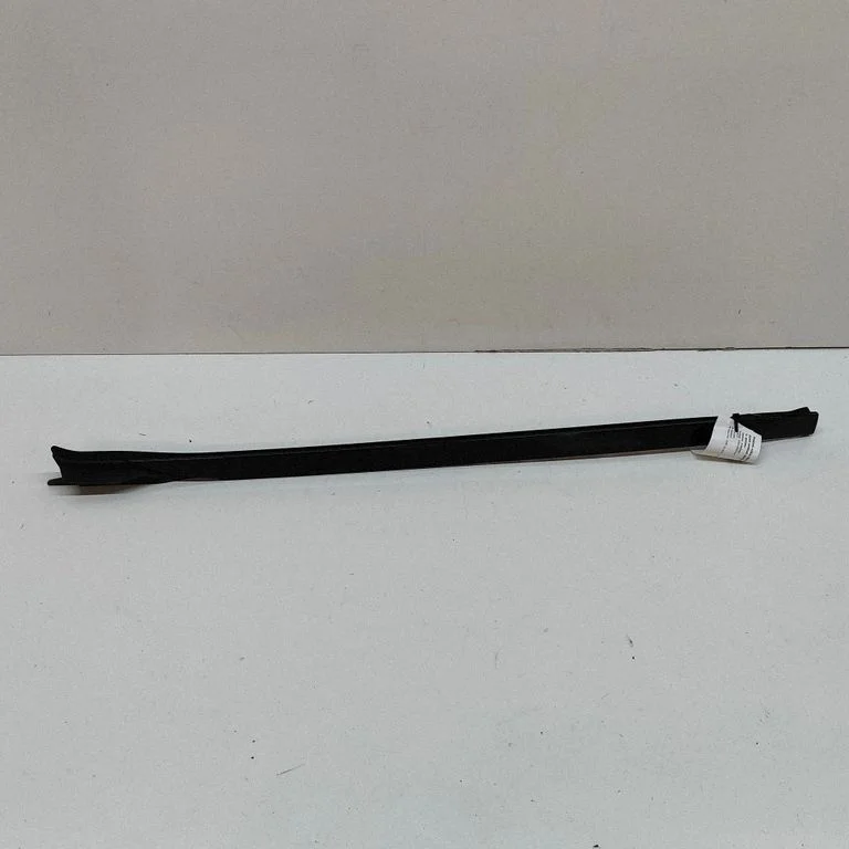 Windshield trim – BMW X5 G05 (2018-)