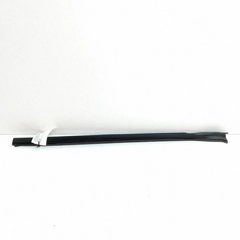 Windshield trim – BMW X5 G05 (2018-)