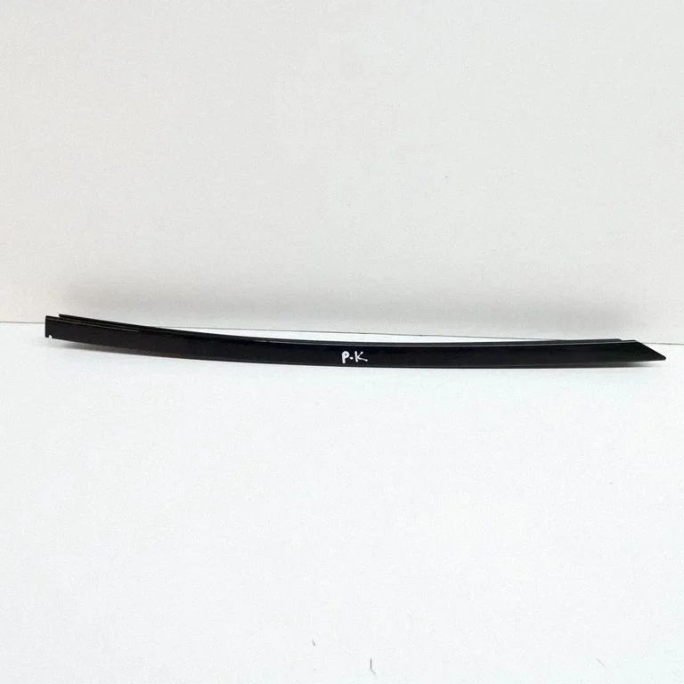 Listwa szyby przedniej 7358451