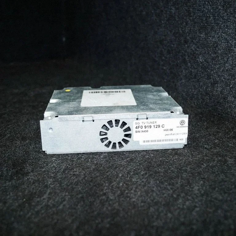 Video modulis – Volkswagen Touareg II (2010-2018)